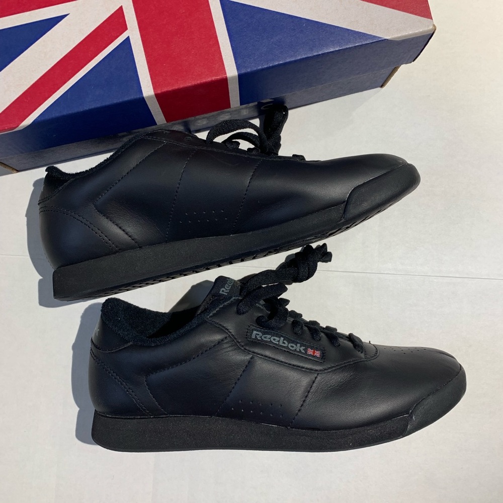 NIB (2001) Reebok Classic Black Sneakers - Sz 7.5 - Picture 3 of 8